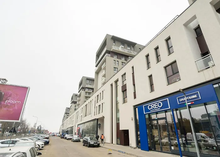 Апартаменти Breeze I One Bedroom Near Medicover Pipera Бухарест