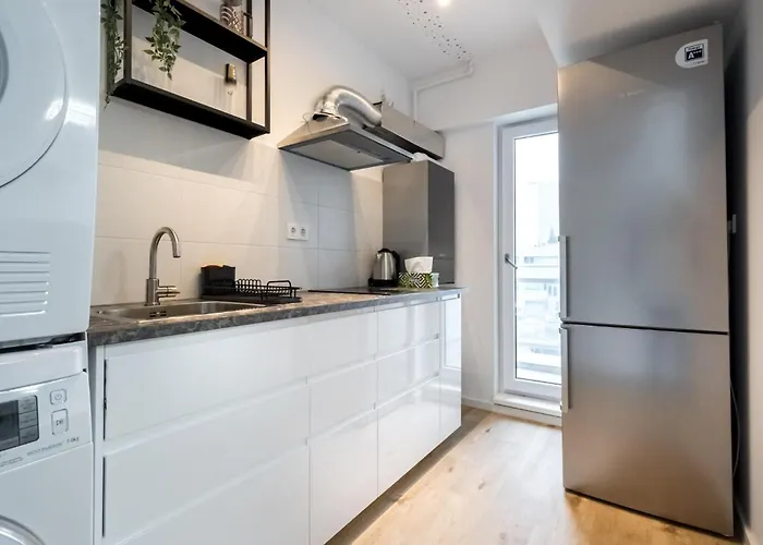 Breeze I One Bedroom Near Medicover Pipera Апартаменти Бухарест