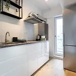 Breeze I One Bedroom Near Medicover Pipera Апартаменти Бухарест