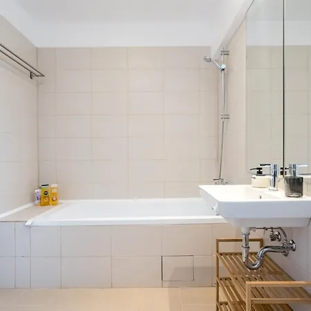 Breeze I One Bedroom Near Medicover Pipera