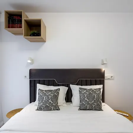 Breeze I One Bedroom Near Medicover Pipera *