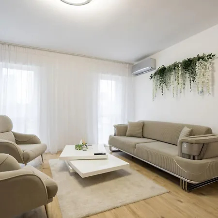 Breeze I One Bedroom Near Medicover Pipera *